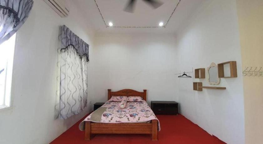Oyo 90404 Hotel Z Dirgahayu 313 Pasir Mas Dış mekan fotoğraf