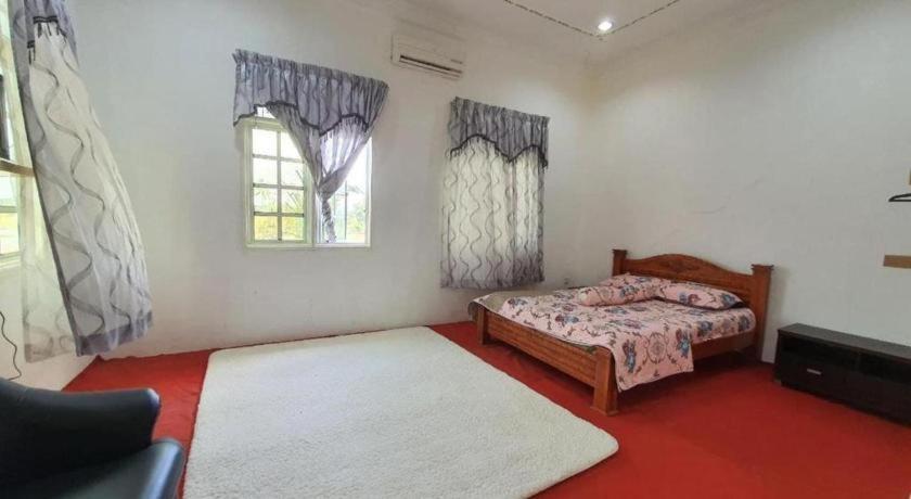 Oyo 90404 Hotel Z Dirgahayu 313 Pasir Mas Dış mekan fotoğraf