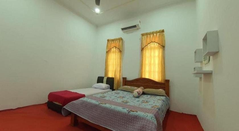 Oyo 90404 Hotel Z Dirgahayu 313 Pasir Mas Dış mekan fotoğraf