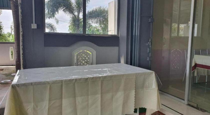 Oyo 90404 Hotel Z Dirgahayu 313 Pasir Mas Dış mekan fotoğraf